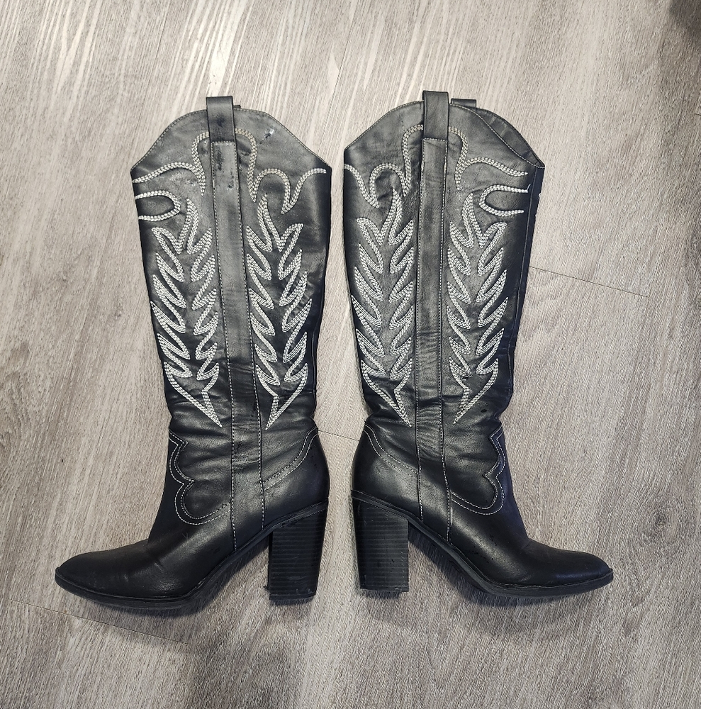 MIA Black And White Faux Leather Cowboy Boots